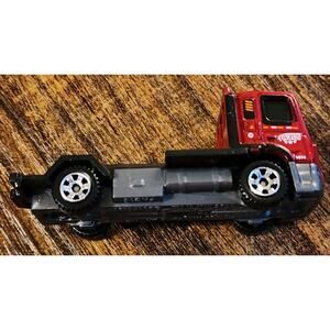 Matchbox MBX Flatbed King Truck (2017) - Peterbilt Diecast Vehicle